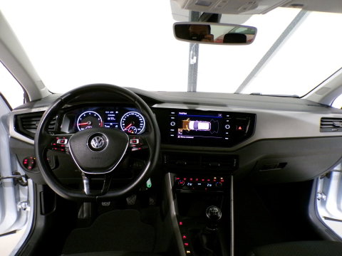 Volkswagen Polo 1.0 TSI Comfortline "Origineel NL!" Apple-Carplay Trekhaak Parkeersensor Adaptive-Cruise Climatronic "1e eigenaar"
