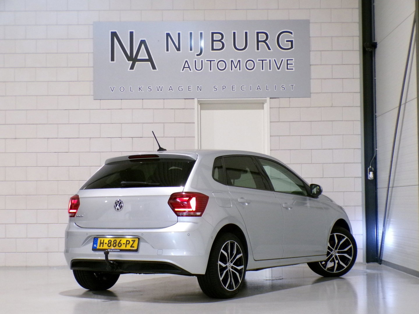 Volkswagen Polo 1.0 TSI Comfortline "Origineel NL!" Apple-Carplay Trekhaak Parkeersensor Adaptive-Cruise Climatronic "1e eigenaar"