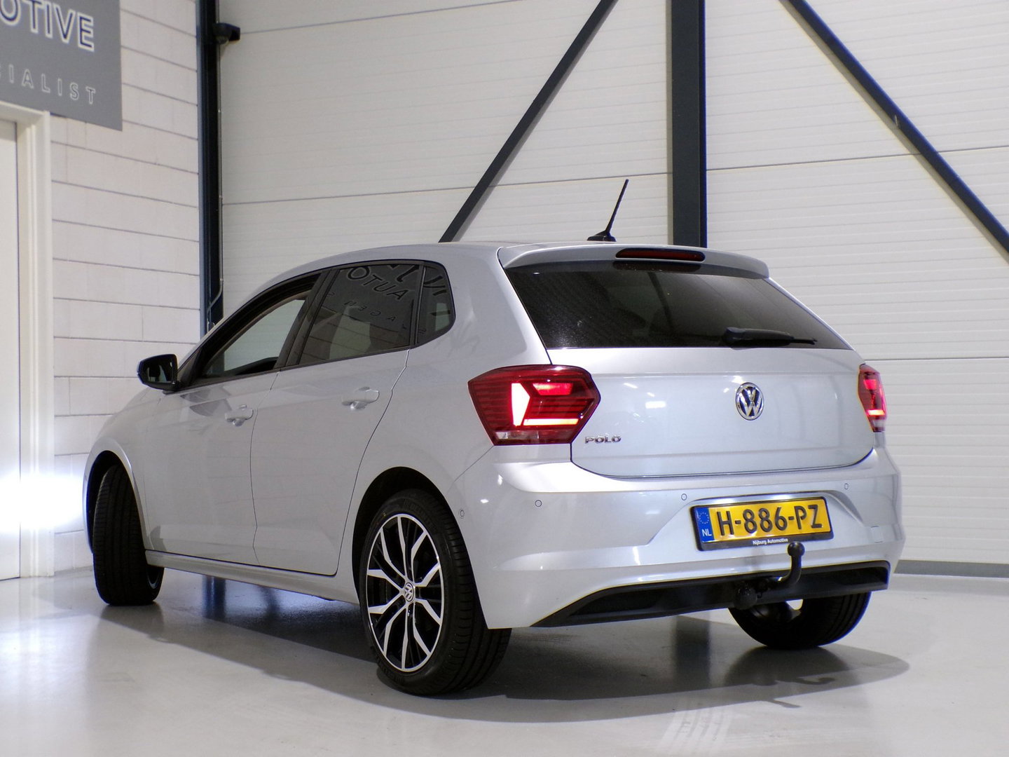 Volkswagen Polo 1.0 TSI Comfortline "Origineel NL!" Apple-Carplay Trekhaak Parkeersensor Adaptive-Cruise Climatronic "1e eigenaar"