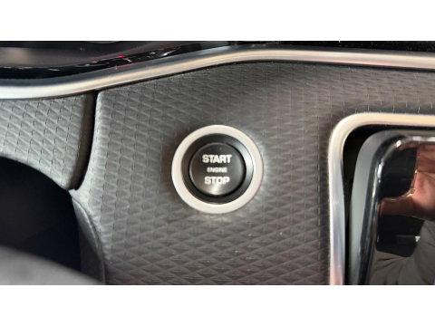 Land Rover Range Rover Evoque 2.0 D180 AWD R-Dynamic SE Leer Navi Led-Xenon Meridia Soundsysteem,