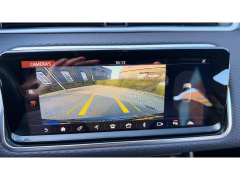 Land Rover Range Rover Evoque 2.0 D180 AWD R-Dynamic SE Leer Navi Led-Xenon Meridia Soundsysteem,