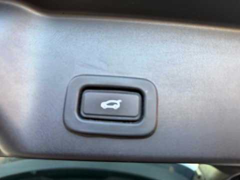Land Rover Range Rover Evoque 2.0 D180 AWD R-Dynamic SE Leer Navi Led-Xenon Meridia Soundsysteem,