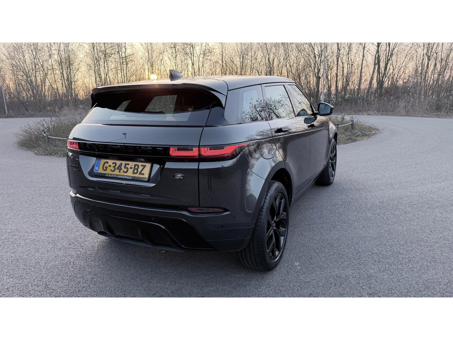 Land Rover Range Rover Evoque 2.0 D180 AWD R-Dynamic SE Leer Navi Led-Xenon Meridia Soundsysteem,