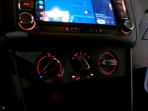 Volkswagen Polo 1.2 TSI Comfortline "Origineel NL!" Apple-Carplay Android-Auto Cruise-control 16"Velgen "Nieuwe ketting" Airco