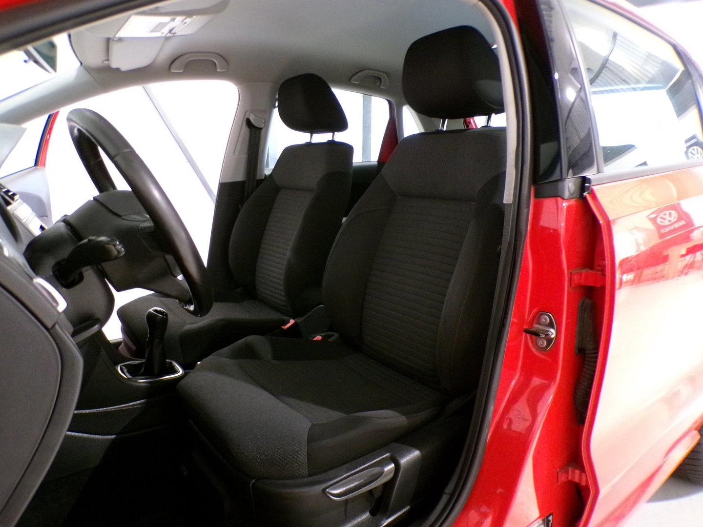 Volkswagen Polo 1.2 TSI Comfortline "Origineel NL!" Apple-Carplay Android-Auto Cruise-control 16"Velgen "Nieuwe ketting" Airco