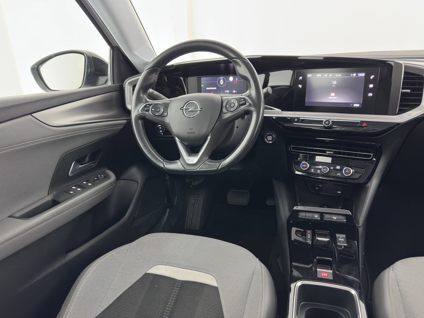 Opel Mokka-e Elegance 50-kWh 11kw bl. *DIGI-COCKPIT | FULL-LED | CARPLAY | COMFORTSEATS | CAMERA | KEYLESS | DAB+ | ECC | CRUISE | 17''ALU*