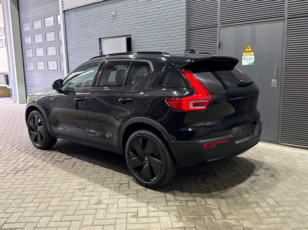 Volvo XC40 2.0 B3 Plus Black Edition | Harman/Kardon | Pilot Assist | Camera | BLIS | Memory | Stoel+Stuurverwarming | Keyless | ACC | 20 Inch