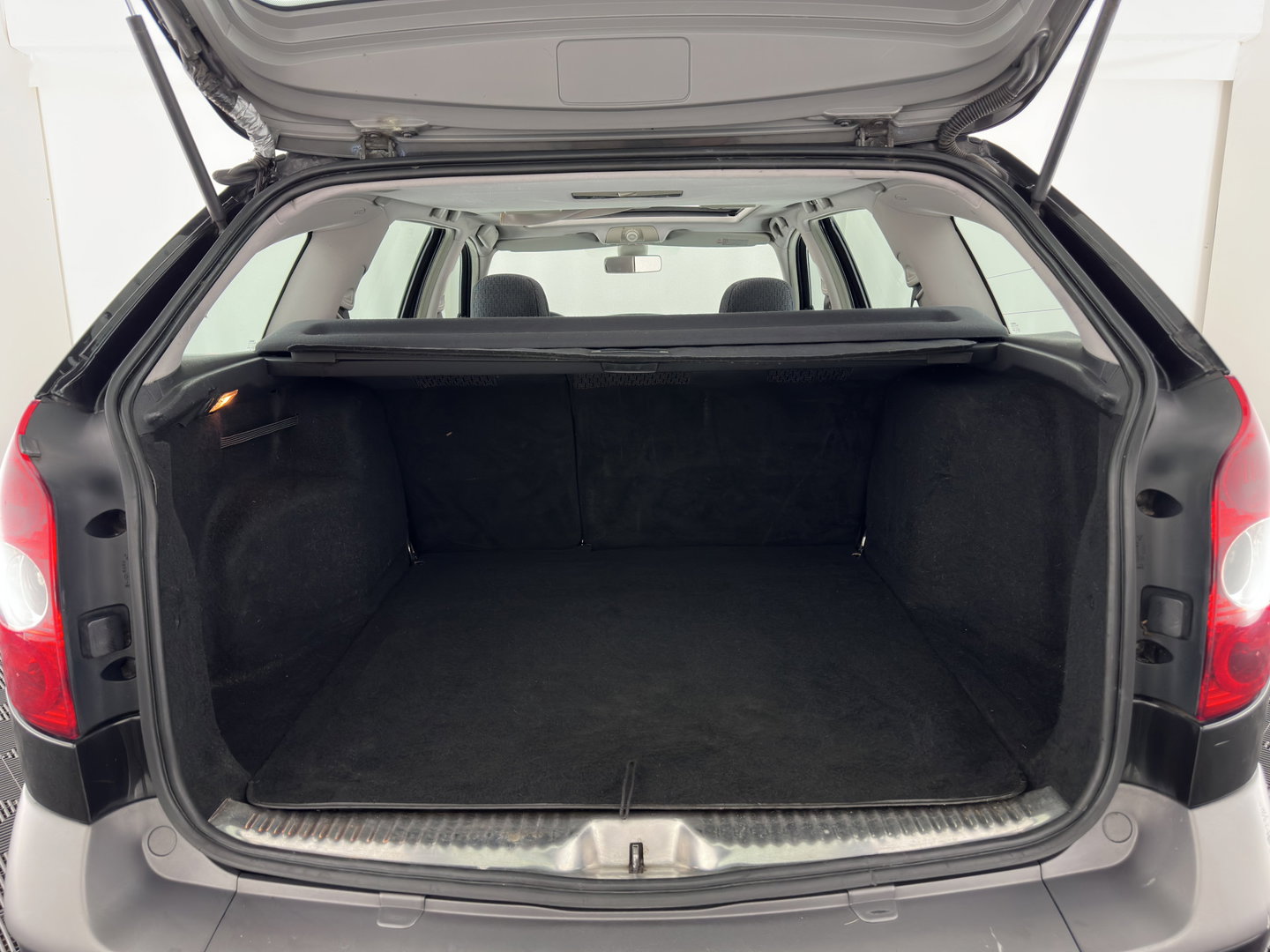 Renault Laguna Grand Tour 2.0-16V Privilège Aut. *PANO | LEATHER-FABRIC | NAVI-FULLMAP | CABASSE-SOUND | ECC | CRUISE | 17''ALU | TOWBAR*