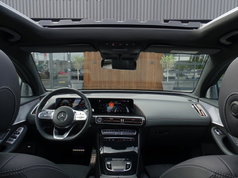 Mercedes-Benz EQC 400 4M 408PK AMG / Burmester / 360° / *NAP*