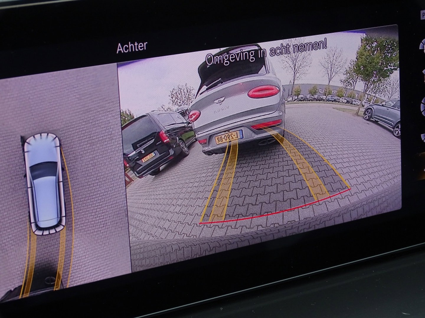 Mercedes-Benz EQC 400 4M 408PK AMG / Burmester / 360° / *NAP*