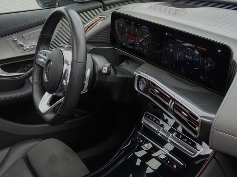 Mercedes-Benz EQC 400 4M 408PK AMG / Burmester / 360° / *NAP*