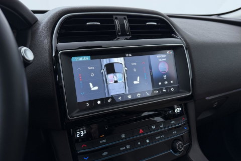Jaguar F-PACE 3.0 S AWD 30d | Panoramadak | Trekhaak | Meridian | Stoelventilatie | Keyless | Stoel+achterbankverwarming | Camera