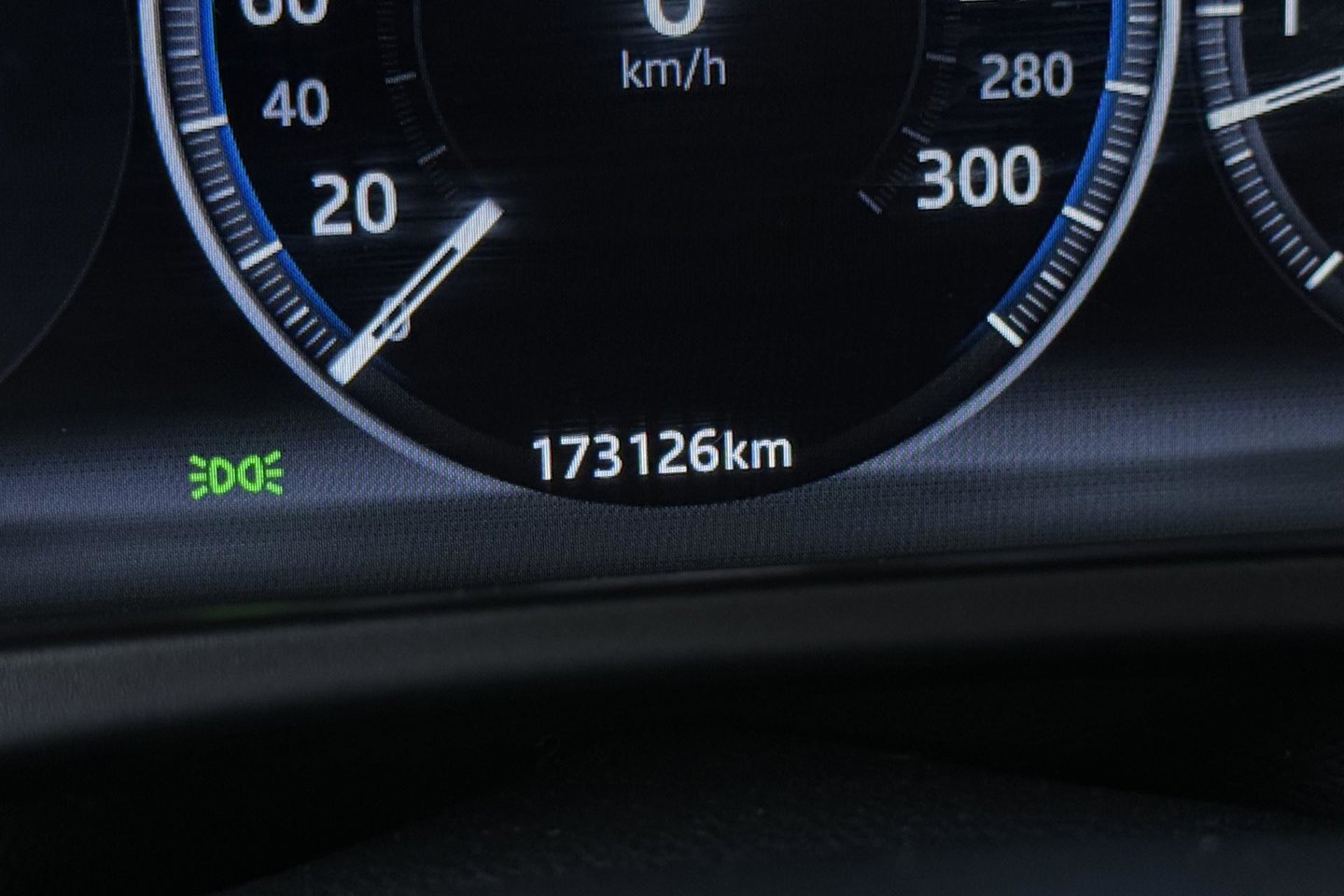 Jaguar F-PACE 3.0 S AWD 30d | Panoramadak | Trekhaak | Meridian | Stoelventilatie | Keyless | Stoel+achterbankverwarming | Camera