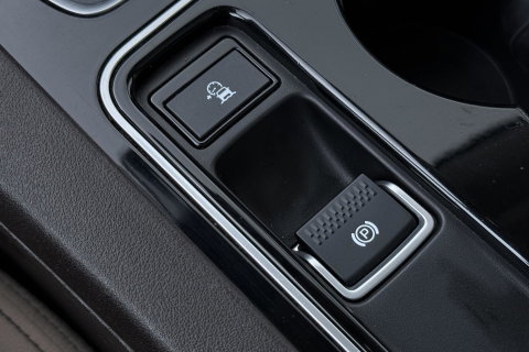 Jaguar F-PACE 3.0 S AWD 30d | Panoramadak | Trekhaak | Meridian | Stoelventilatie | Keyless | Stoel+achterbankverwarming | Camera