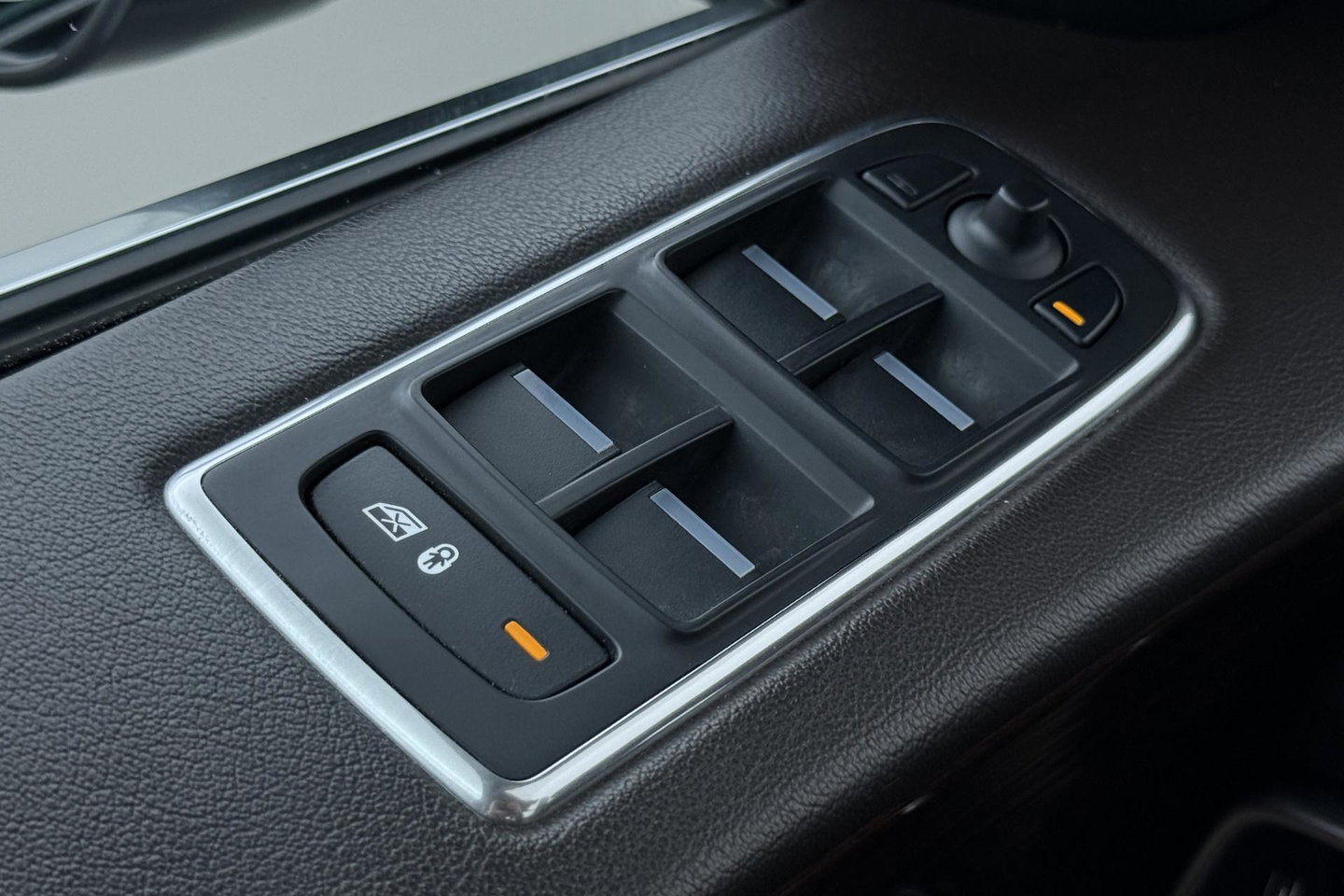 Jaguar F-PACE 3.0 S AWD 30d | Panoramadak | Trekhaak | Meridian | Stoelventilatie | Keyless | Stoel+achterbankverwarming | Camera