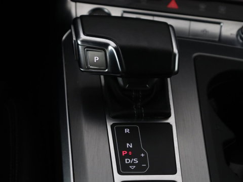 Audi A6 Avant 55 TFSI e quattro Competition | S-Line | SOH 83,4% | Pano.Dak | LED | Stoelverwarming | Camera | Adapt. Cruise | Apple Carplay |