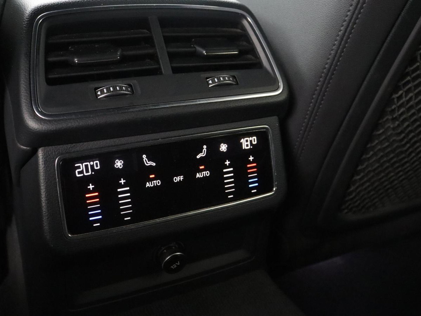 Audi A6 Avant 55 TFSI e quattro Competition | S-Line | SOH 83,4% | Pano.Dak | LED | Stoelverwarming | Camera | Adapt. Cruise | Apple Carplay |