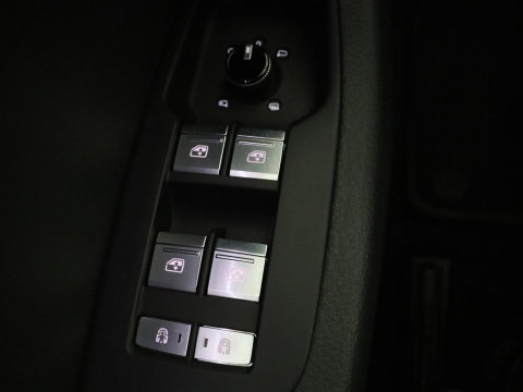 Audi A6 Avant 55 TFSI e quattro Competition | S-Line | SOH 83,4% | Pano.Dak | LED | Stoelverwarming | Camera | Adapt. Cruise | Apple Carplay |