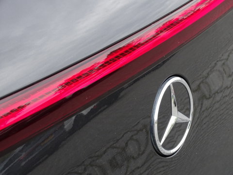 Mercedes-Benz EQC 400 4M 408PK AMG / Burmester / 360° / *NAP*