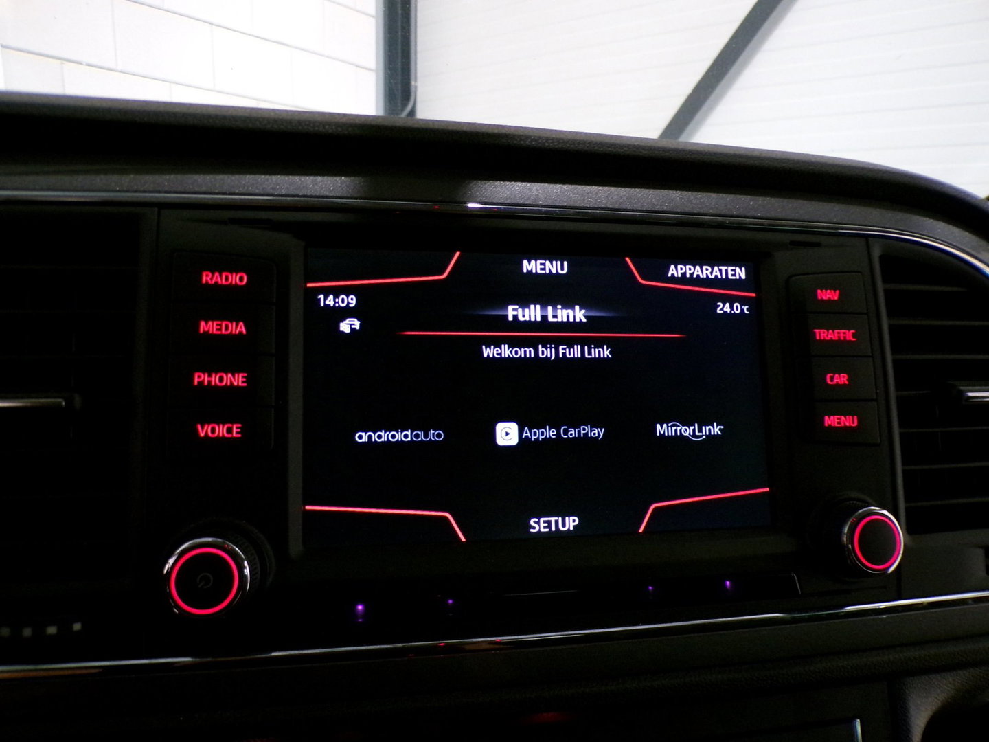 SEAT Leon ST 1.4 EcoTSI FR "Automaat" Apple-Carplay Stoelverwarming Android-Auto Drive-mode 19"Velgen Full-LED Parkeersensoren