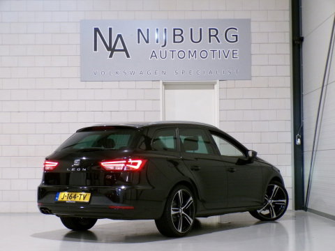 SEAT Leon ST 1.4 EcoTSI FR "Automaat" Apple-Carplay Stoelverwarming Android-Auto Drive-mode 19"Velgen Full-LED Parkeersensoren