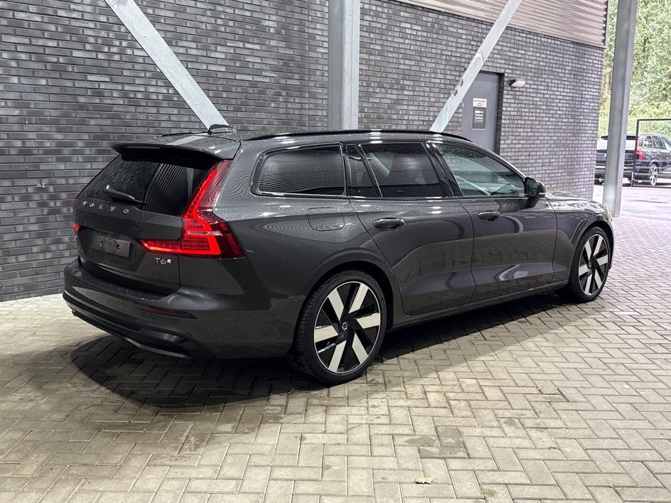 Volvo V60 T6 Plus Dark | Panoramadak | Harman/Kardon | Pilot Assist | BLIS