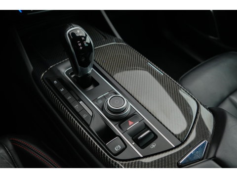 Maserati Levante Gransport 3.0 V6 D 275pk Panoramadak Schaalstoelen VOL!!! Carbon pakket NLauto 21" LMV Stoelkoeling Luchtvering