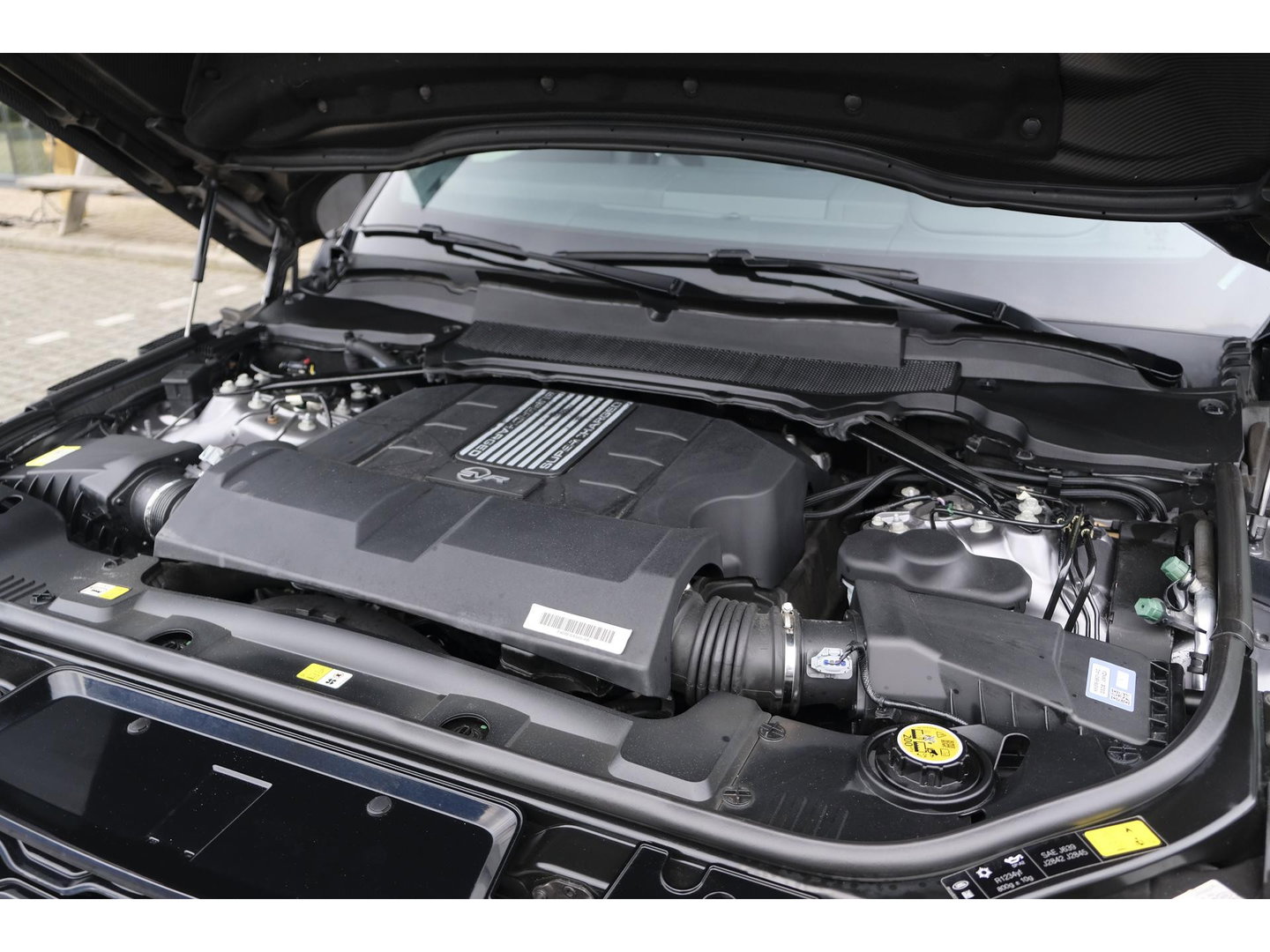 Land Rover Range Rover Sport P575 SVR 575pk Panoramadak *BTW* Carbon pakket Head-up Softclose 24" LMV Vossen