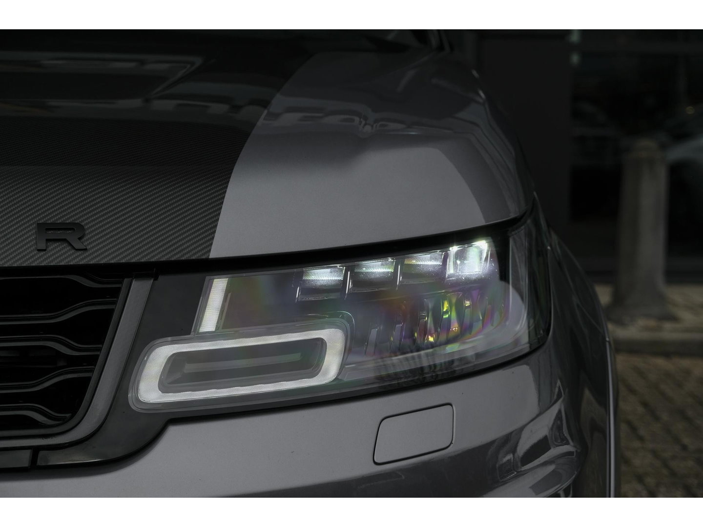 Land Rover Range Rover Sport P575 SVR 575pk Panoramadak *BTW* Carbon pakket Head-up Softclose 24" LMV Vossen