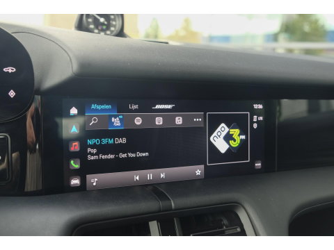 Porsche Taycan Performance Plus 476pk 93,4 kWh Panoramadak *BTW* *SOH 89%* Luchtvering Bose Comfortstoelen NLauto 1e Eigenaar