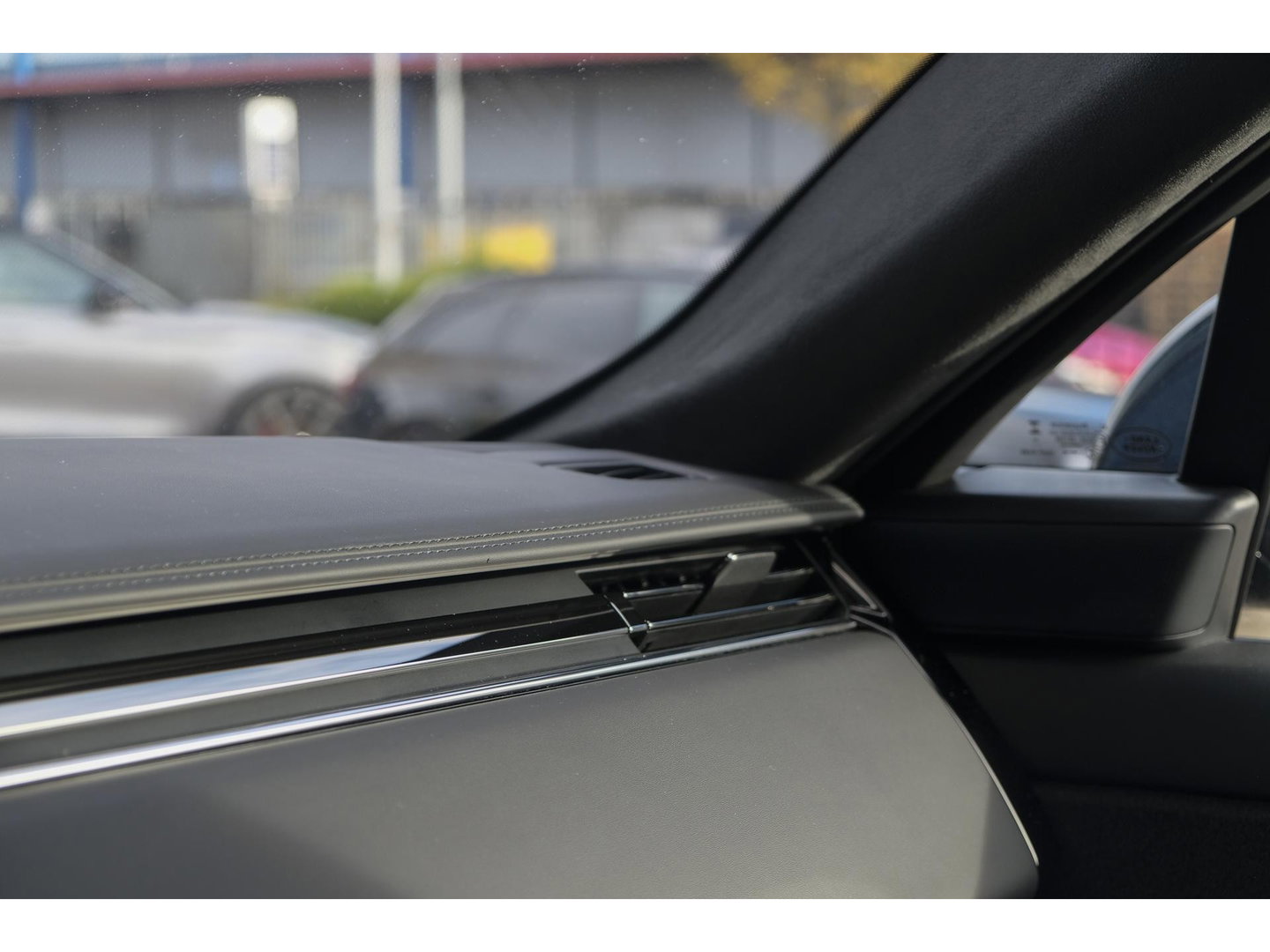 Land Rover Range Rover Sport D350 350pk Autobiography Panoramadak Massage Stoelkoeling Meridian 3d Trekhaak 23" LMV