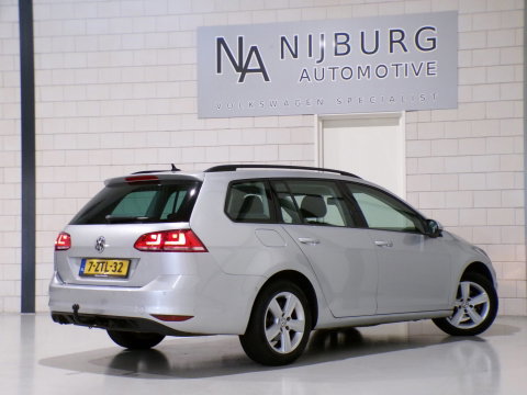 Volkswagen Golf Variant 1.2 TSI Comfortline Trekhaak Stoelverwarming Parkeersensoren Navigatie Bluetooth Cruise-control Garantie