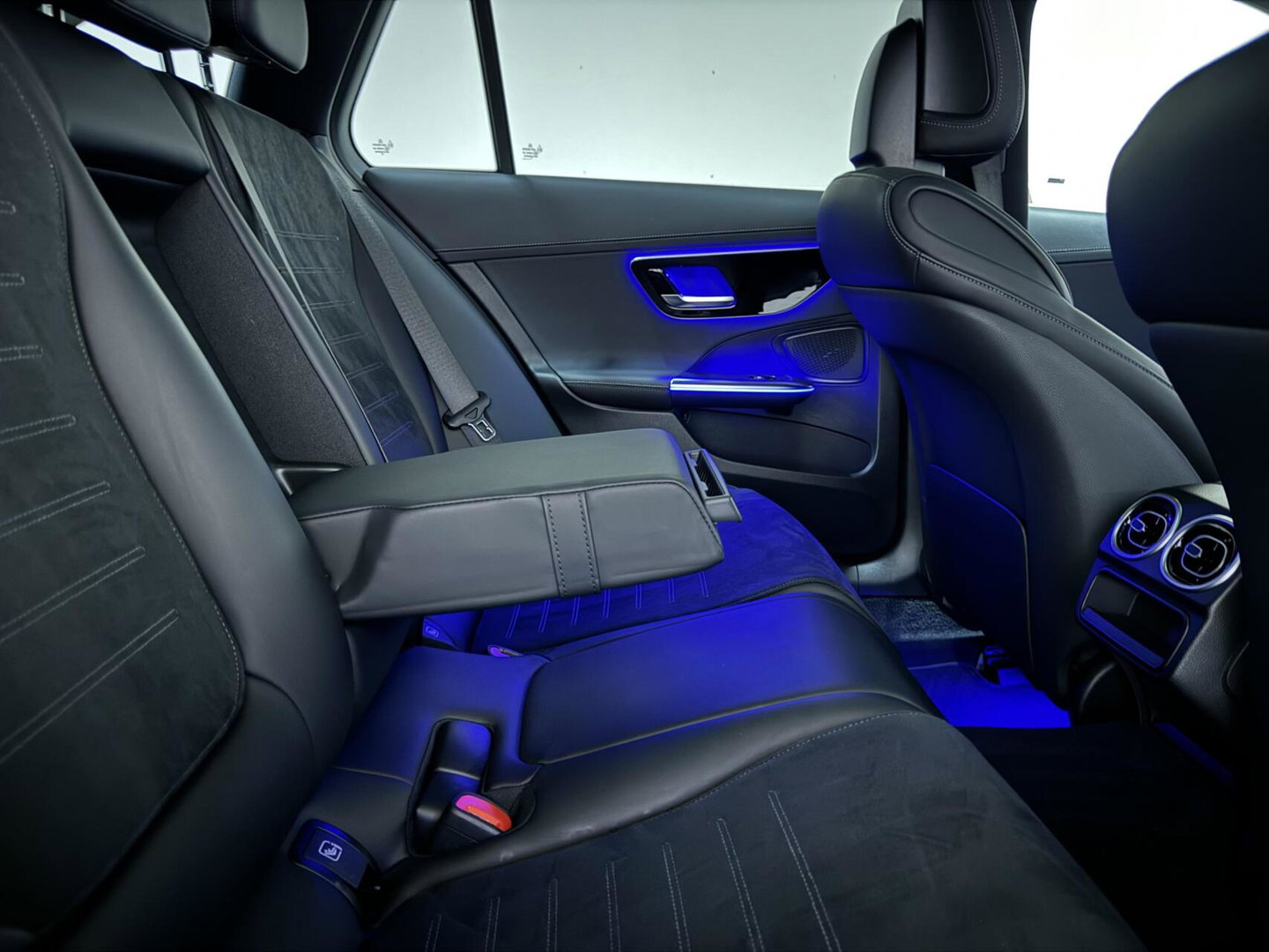 Mercedes-Benz C-Klasse Estate 200 AMG Pano 360° Memory Carplay Trekh. NAP