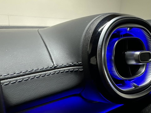Mercedes-Benz C-Klasse Estate 200 AMG Pano 360° Memory Carplay Trekh. NAP