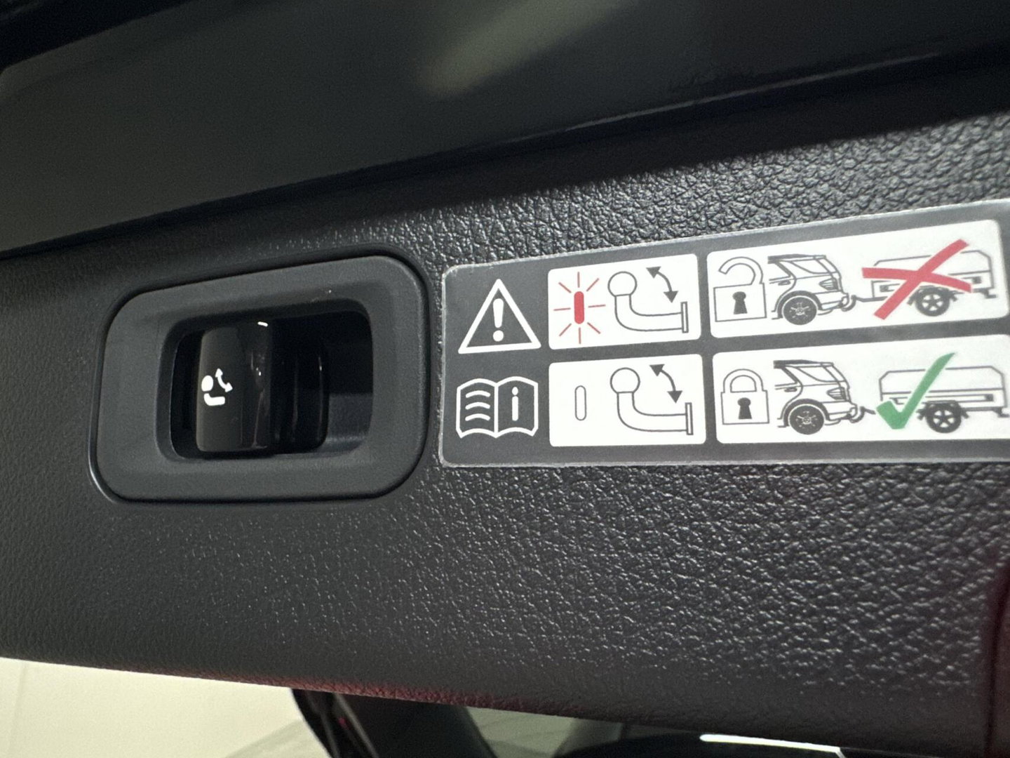 Mercedes-Benz C-Klasse Estate 200 AMG Pano 360° Memory Carplay Trekh. NAP