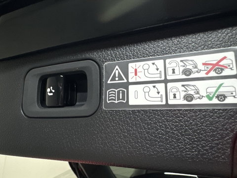 Mercedes-Benz C-Klasse Estate 200 AMG Pano 360° Memory Carplay Trekh. NAP