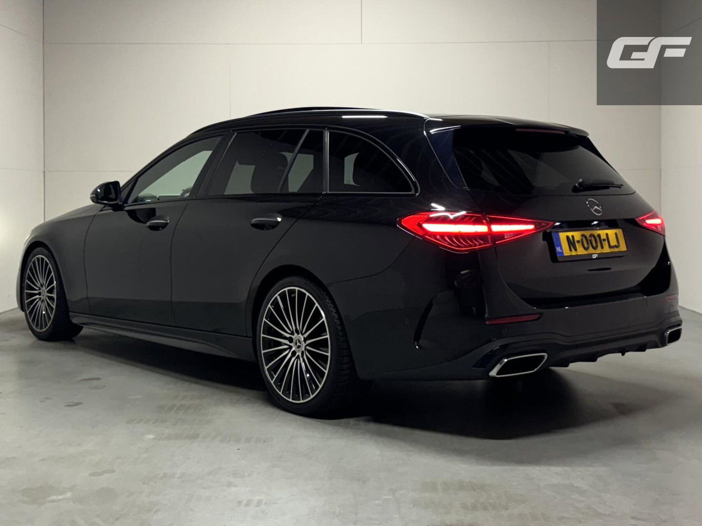Mercedes-Benz C-Klasse Estate 200 AMG Pano 360° Memory Carplay Trekh. NAP