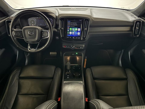 Volvo XC40 2.0 T4 R-Design Pano Camera Carplay Trekh. NAP
