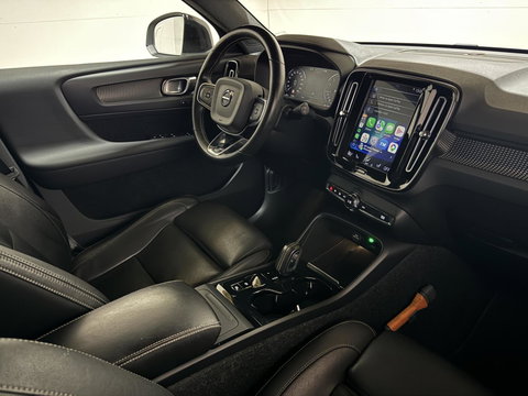 Volvo XC40 2.0 T4 R-Design Pano Camera Carplay Trekh. NAP
