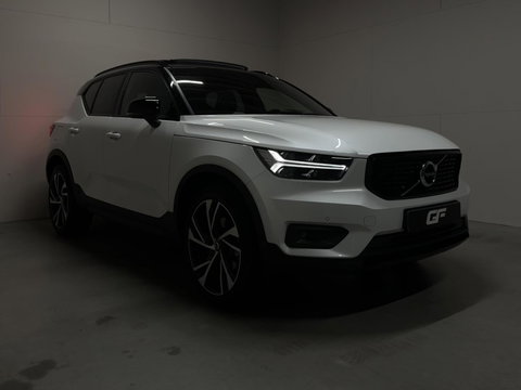 Volvo XC40 2.0 T4 R-Design Pano Camera Carplay Trekh. NAP