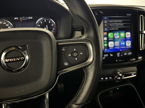 Volvo XC40 2.0 T4 R-Design Pano Camera Carplay Trekh. NAP
