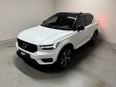 Volvo XC40 2.0 T4 R-Design Pano Camera Carplay Trekh. NAP