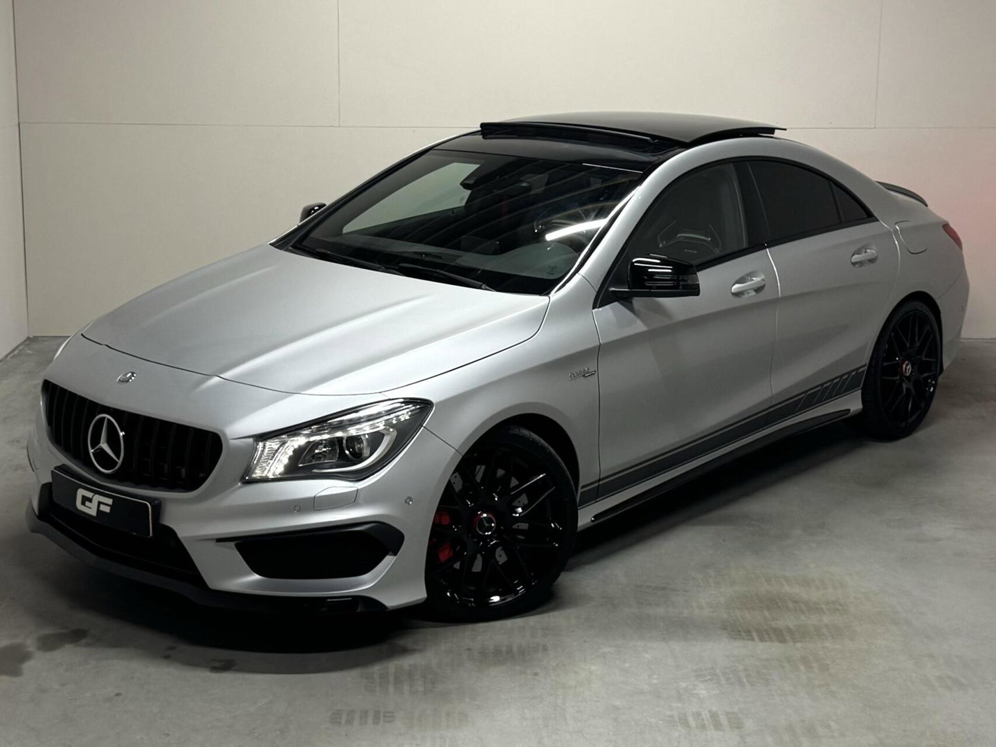 Mercedes-Benz CLA AMG 45 4MATIC Pano Recaro H/K Camera NAP