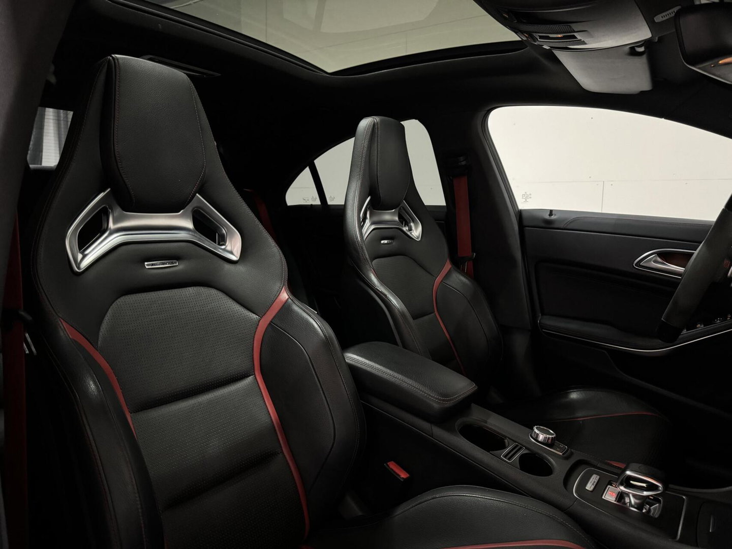 Mercedes-Benz CLA AMG 45 4MATIC Pano Recaro H/K Camera NAP