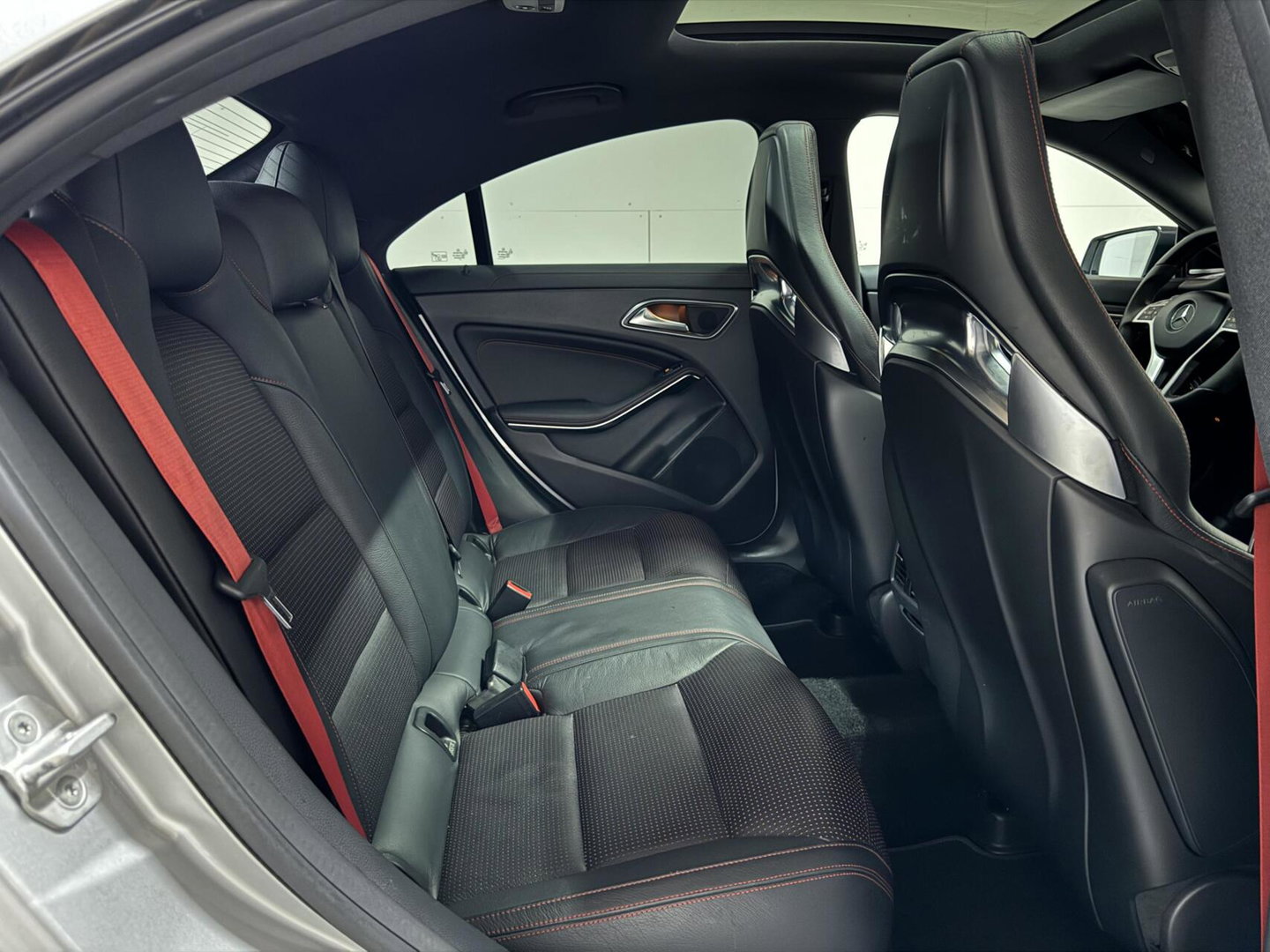 Mercedes-Benz CLA AMG 45 4MATIC Pano Recaro H/K Camera NAP
