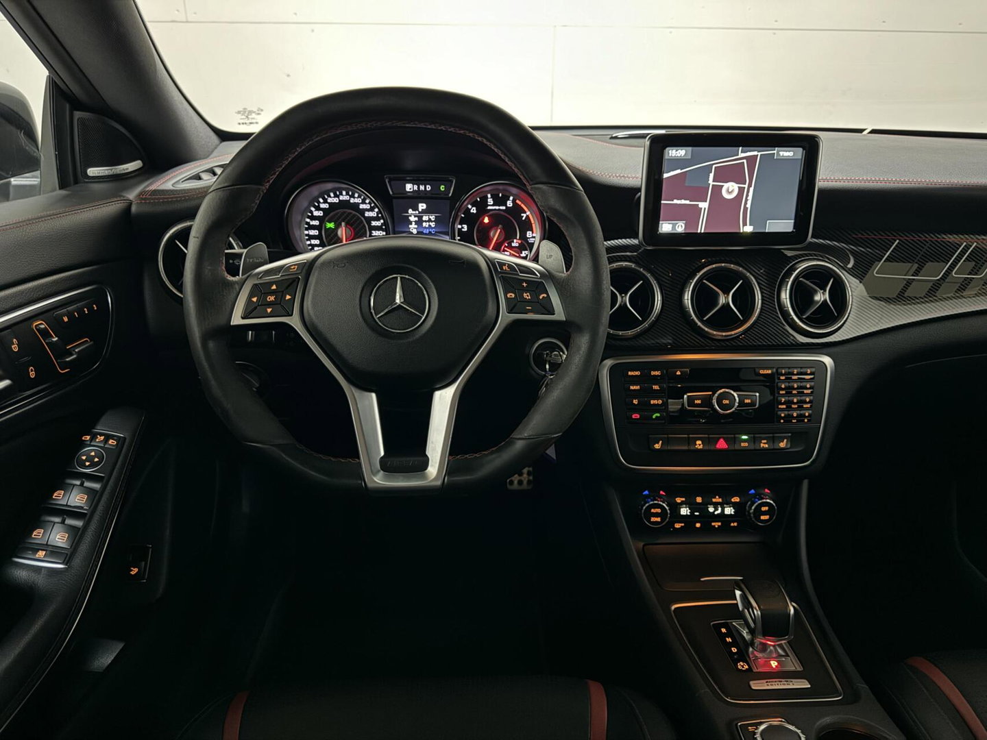 Mercedes-Benz CLA AMG 45 4MATIC Pano Recaro H/K Camera NAP