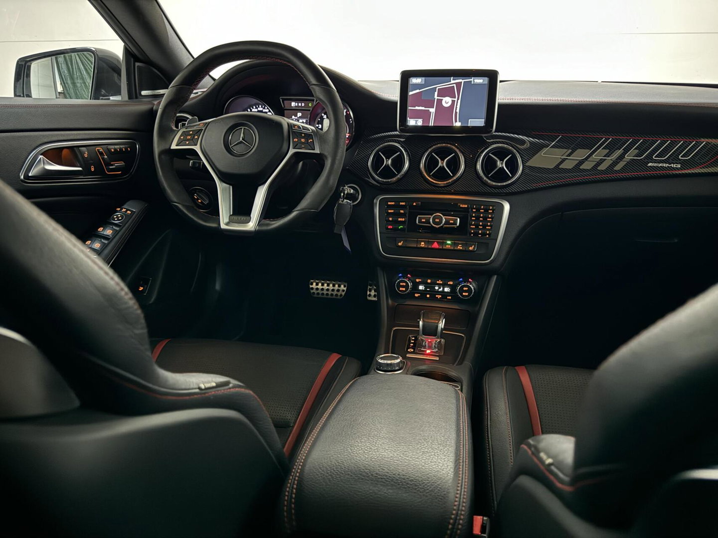 Mercedes-Benz CLA AMG 45 4MATIC Pano Recaro H/K Camera NAP