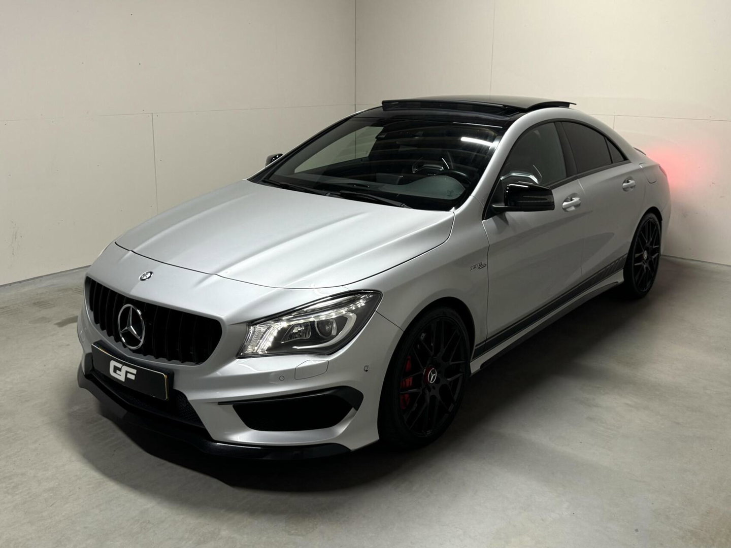 Mercedes-Benz CLA AMG 45 4MATIC Pano Recaro H/K Camera NAP