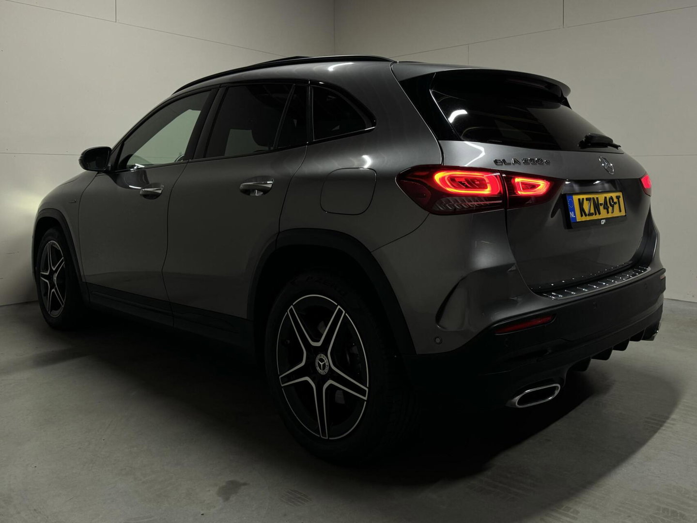 Mercedes-Benz GLA 250 e AMG Line Pano Memory Sfeer Camera