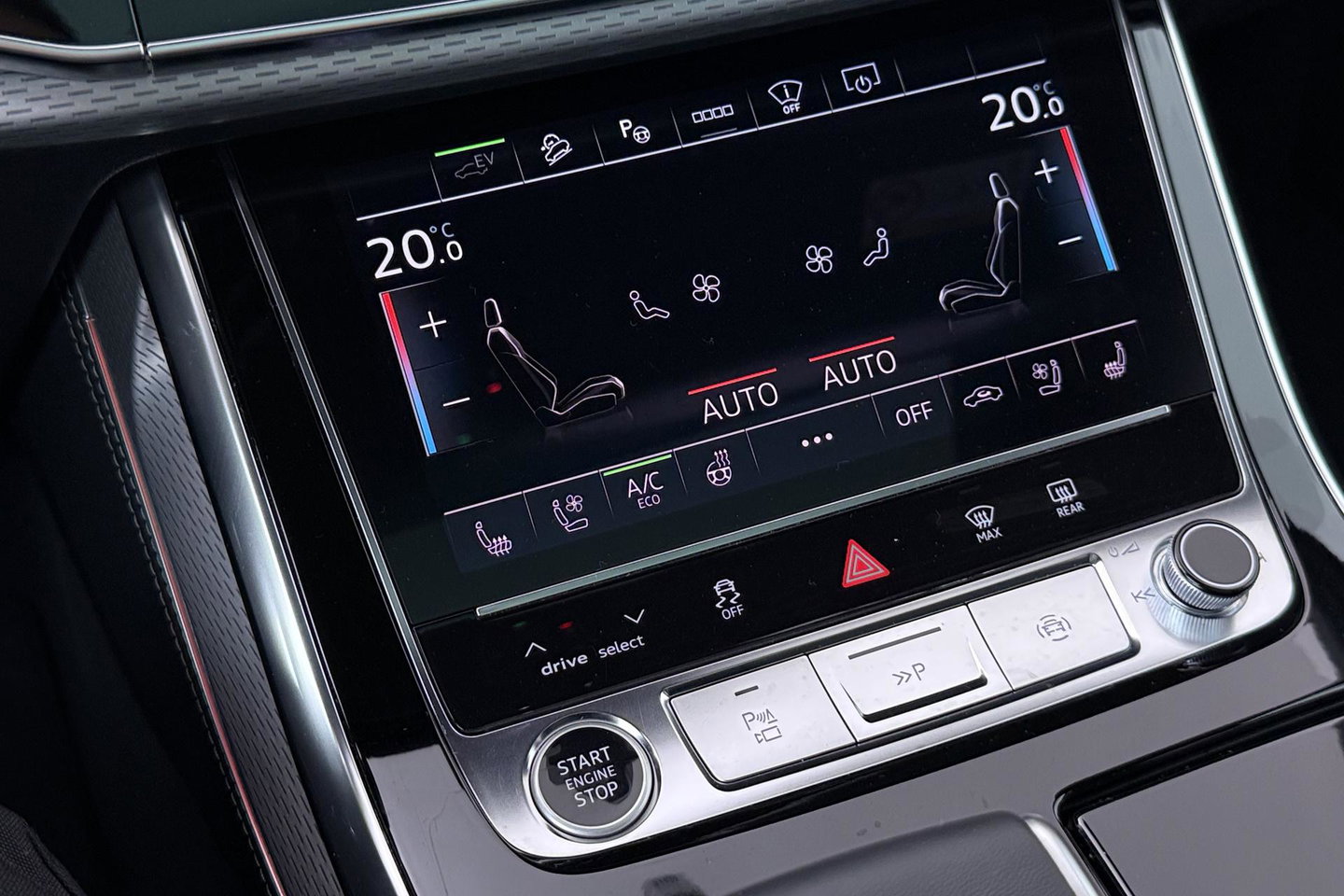 Audi Q7 60 TFSI e quattro Pro Line S Competition | FACELIFT | Schuifdak | B&O | 4-wiel Besturing | Trekhaak | 22 Inch | Laser LED